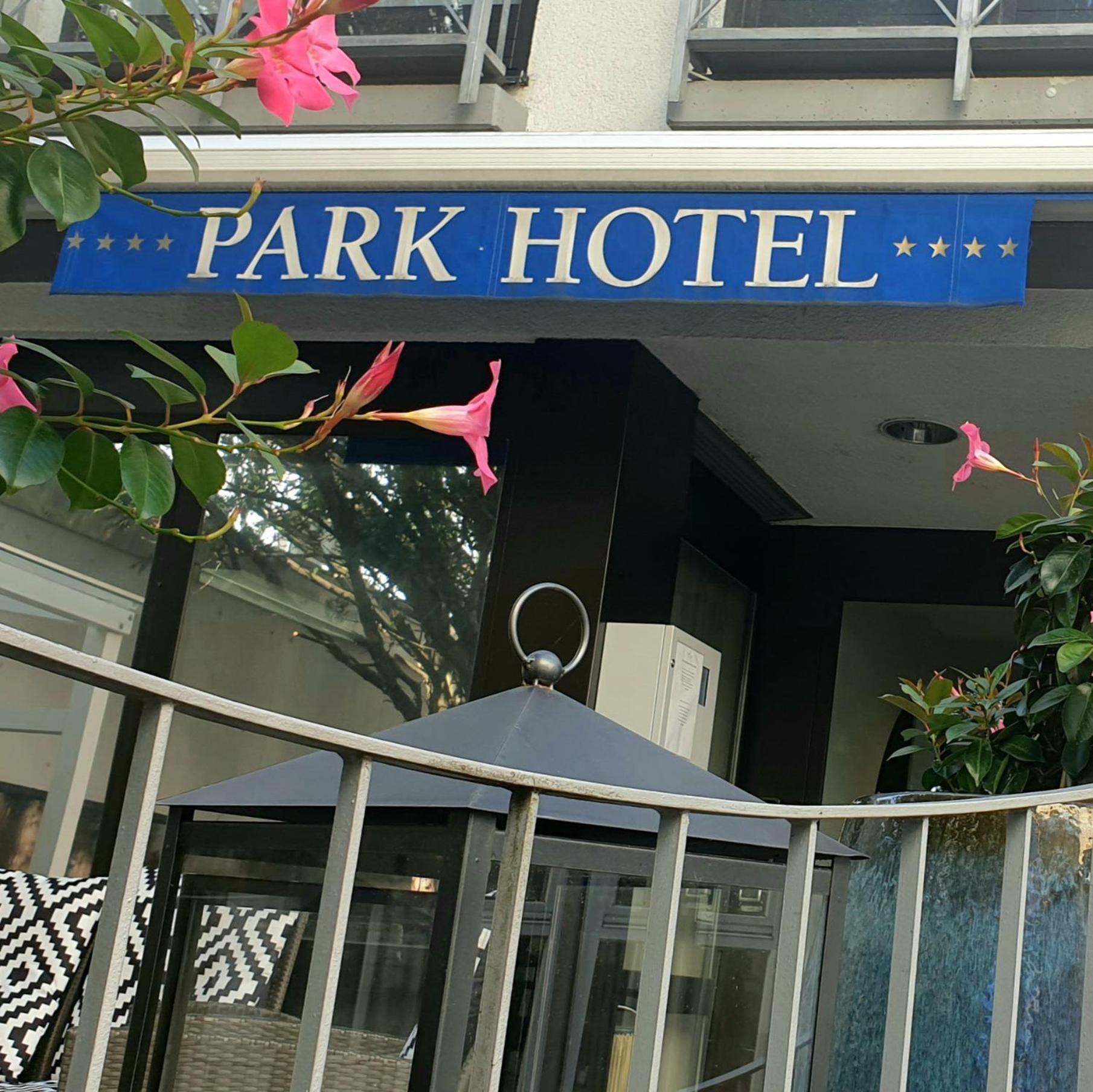 Parkhotel Bad Homburg Бад Хомбург фор дер Хьое Екстериор снимка
