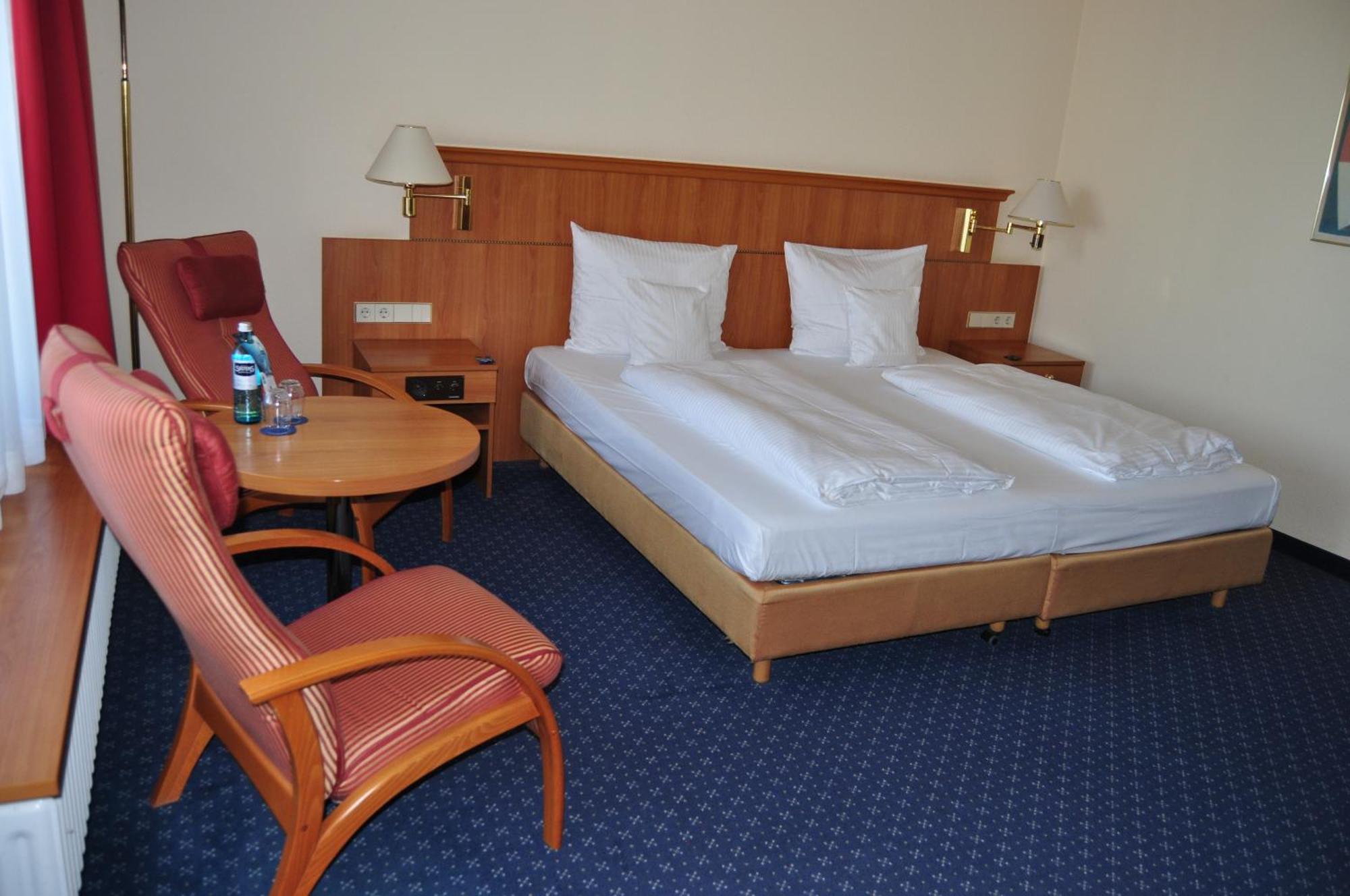 Parkhotel Bad Homburg Бад Хомбург фор дер Хьое Екстериор снимка
